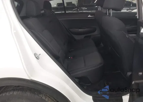 2019 Kia Sportage Lx z USA, uszkodzony, nr VIN KNDPMCAC5K7595869